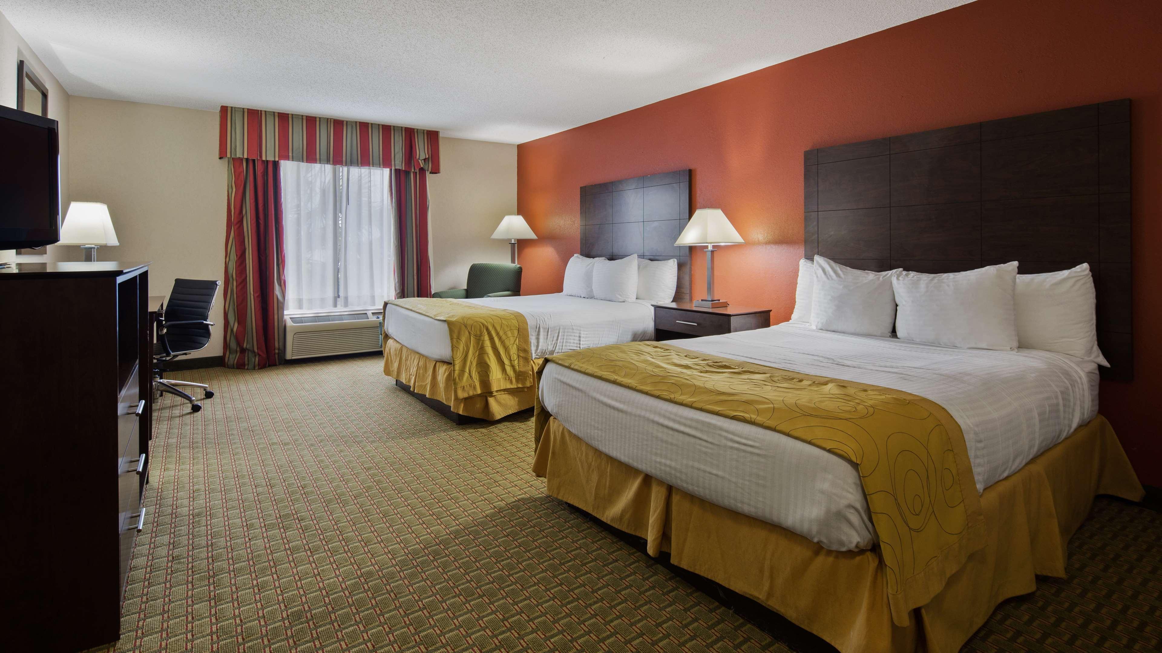 Best Western Executive Inn - Latta Berrys Crossroads Exteriér fotografie